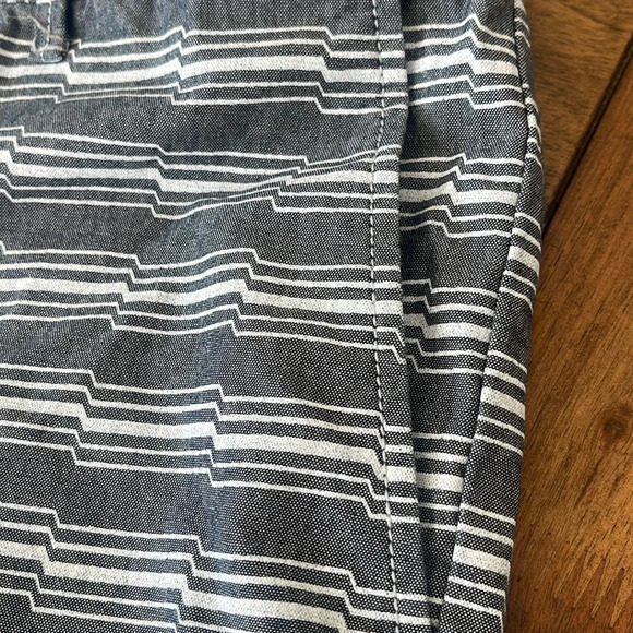 Original Penguin Men's Gray Striped Chino Shorts size 31 - Picture 2 of 11